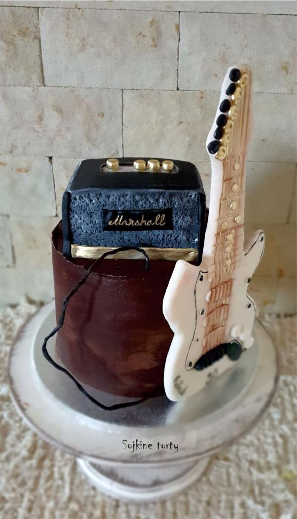Gitara značky Róbert:), torta, Narodeninové torty, S. Sojka, 2