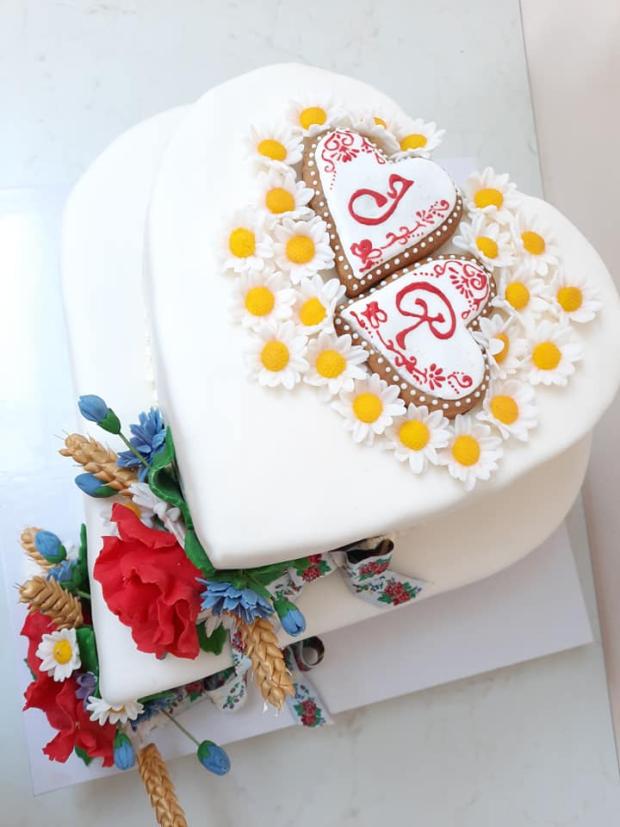 Folklórna svadobná torta, torta, Svadobné torty Folklórna svadobná torta, torta, Svadobné torty, Gabriela Némethová, 3