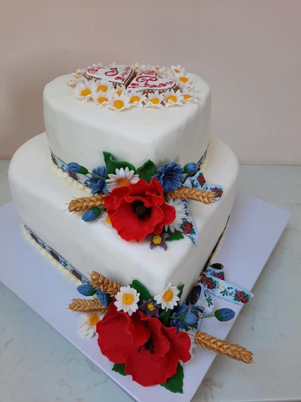 Folklórna svadobná torta, torta, Svadobné torty Folklórna svadobná torta, torta, Svadobné torty, Gabriela Némethová, 1