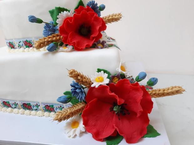 Folklórna svadobná torta, torta, Svadobné torty Folklórna svadobná torta, torta, Svadobné torty, Gabriela Némethová, 2