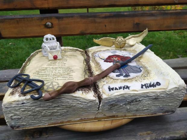 Harryho kniha kúziel, torta, Rozprávkové torty, Cattys, 2