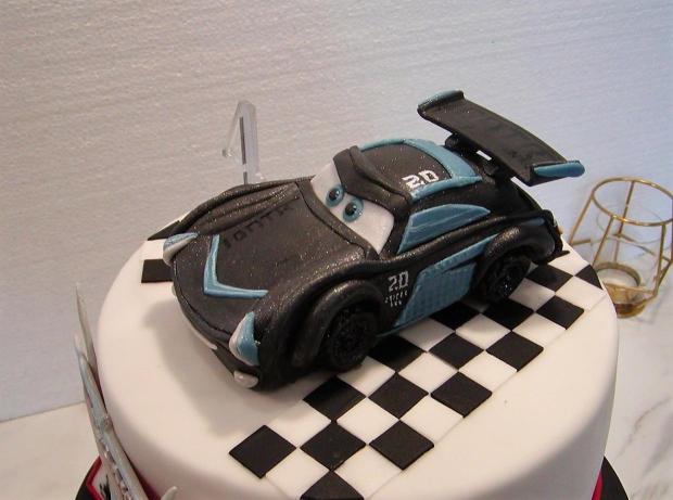 Autíčko pre Gabka k narodeninám, torta, Torty autíčka, vláčiky, babina 555, 3