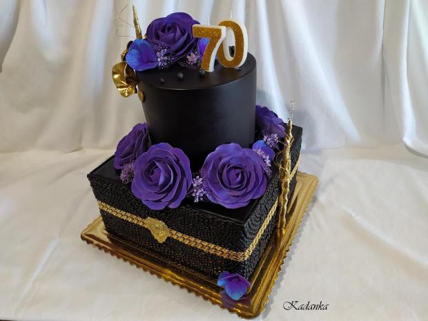 K výročiu čierno fialovo zlatá, na želanie, Inšpirácia torty od lorny (cakes by lorna), torta, Narodeninové torty, Kadanka, 3