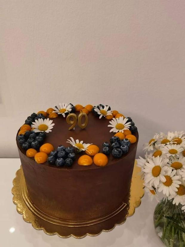 Torta pre dámu v požehnanom veku , torta, Narodeninové torty, Mihová Beáta, 1
