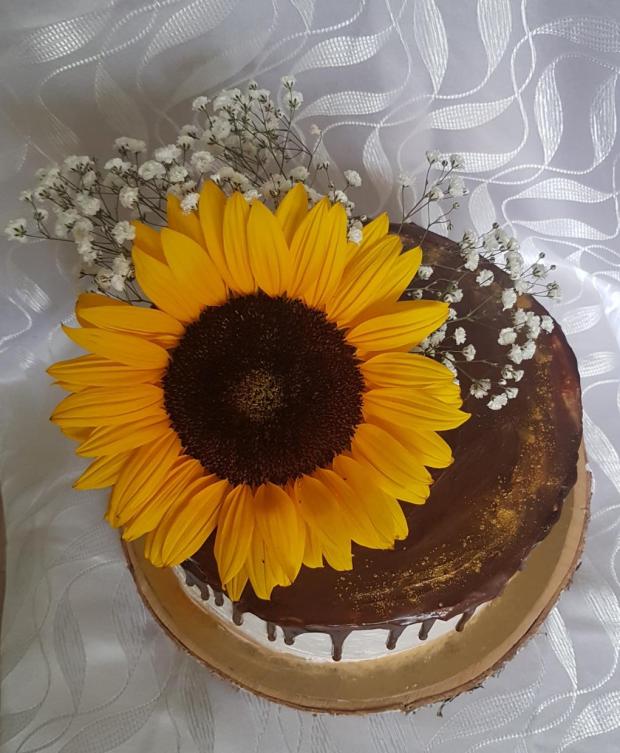Drip torta so slnečnicou , torta, Drip torty, Mariolka, 2