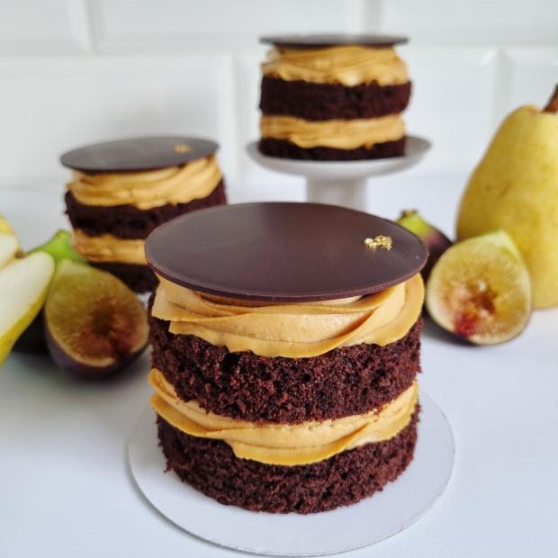 Mini tortičky s karamelizovanými hruškami, torta, Zákusky, Daniela Glöckner Švajdová, 1