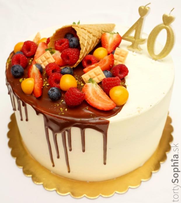 Narodeninová s ovocím vysypaným z kornútka, torta, Narodeninové torty, tortysophia.sk, 1