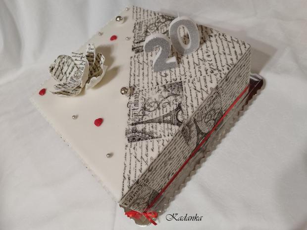 Tortička ku krásnym narodeninám pre budúcu novinárku Text Cake v štýle vintáge, torta, Narodeninové torty, Kadanka, 4