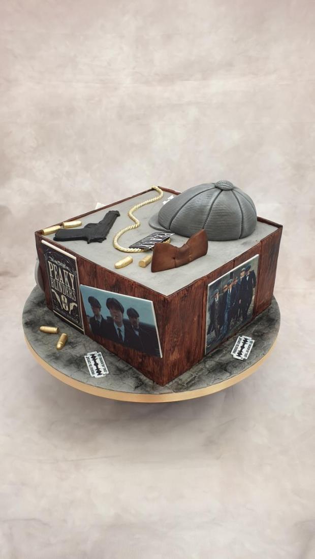Seriál Peaky Blinders, torta, Narodeninové torty, Miriam 17, 4