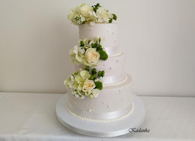 Svadobná v bielom šate, torta, Svadobné torty, Kadanka, 1