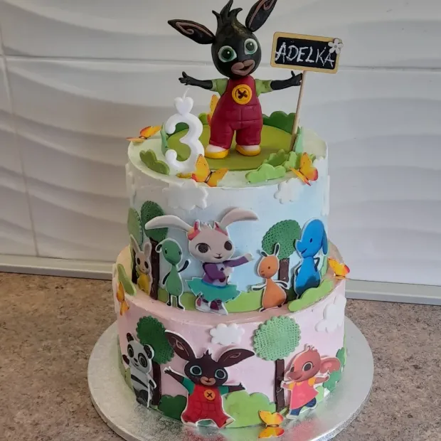 Zajac - narodeninová torta, torta, Rozprávkové torty, Obertová Mária, 1