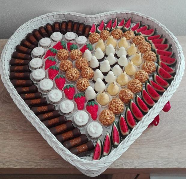 Svadobné cukrovinky, torta, Zákusky, Alenaj, 1