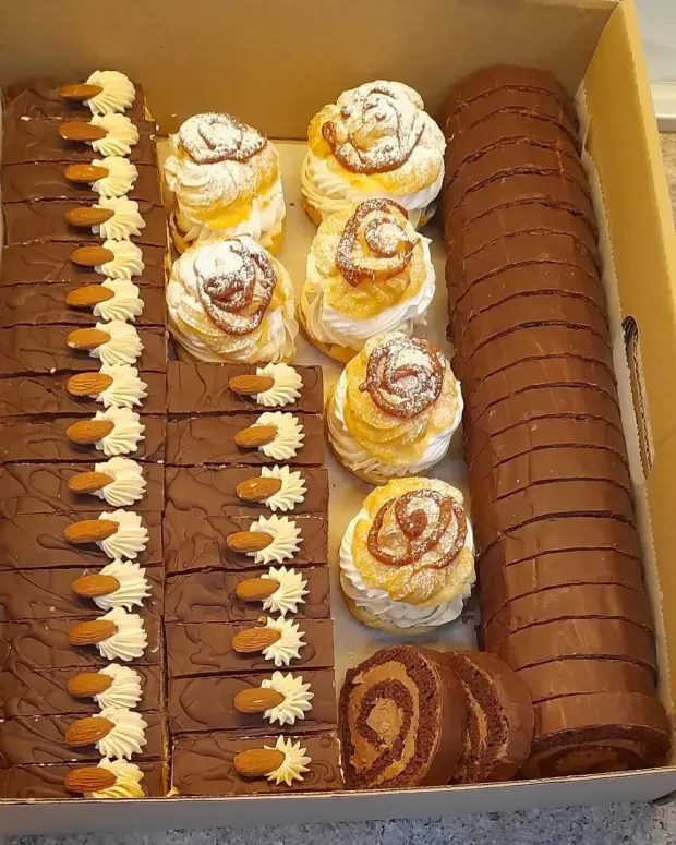 Medový, čokoládový a veterník , torta, Zákusky, Obertová Mária, 1