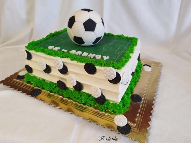 Futbalové ihrisko s futbalovou loptou , torta, Športové torty, Kadanka, 1