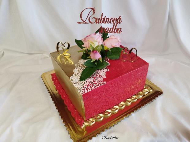 Jedna tortička a tri jubilea Narodeniny mamky, ocka a k tomu 40 výročie svadby - Rubínová❤, torta, Narodeninové torty, Kadanka, 3