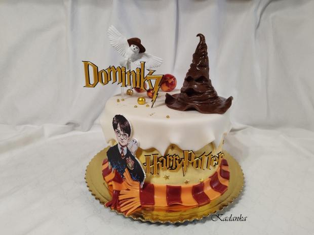   Aktuálny Harry Potter,krémová kombinovaná s poťahom  , torta, Rozprávkové torty, Kadanka, 1