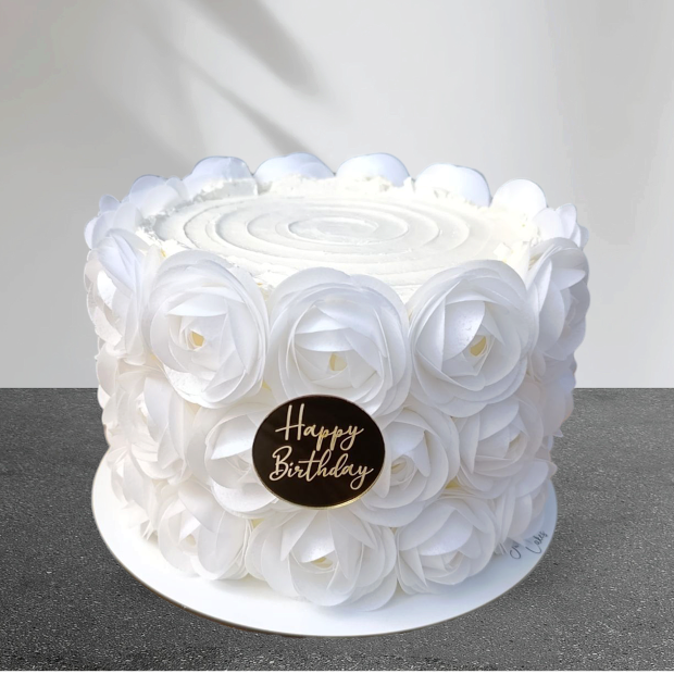Krásna a elegantná torta 🤍🎂, torta, Narodeninové torty, Julie's Cakes, 2