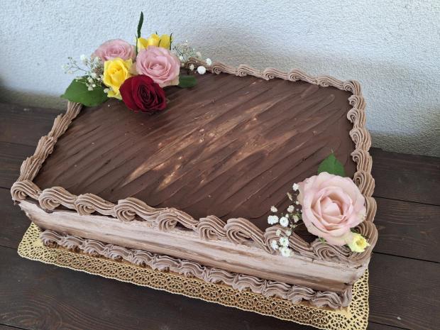 Čokoládová so živými kvetmi, torta, Narodeninové torty, Bejč, 1