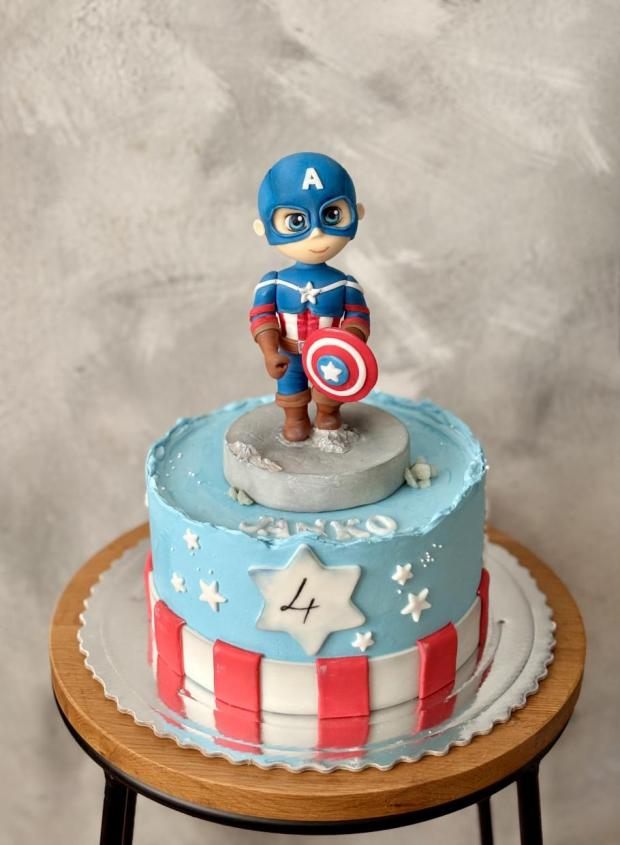 🛡️ Kapitán Amerika pripravený do akcie – tentokrát na sladkej misii! 💙 , torta, Rozprávkové torty, Marcela Papsonová, 1
