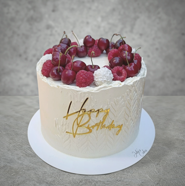 Jednoduchá s ovocím 🎂, torta, Narodeninové torty, Julie's Cakes, 1