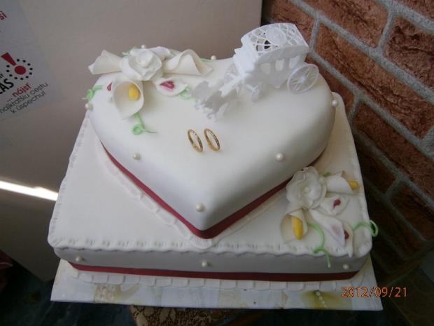 Svadobna hranol a srdce, torta, Svadobné torty Svadobna hranol a srdce, torta, Svadobné torty, olinockaaa, 1