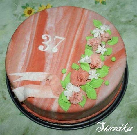 okrúhla klasika, torta, Narodeninové torty, stanika, 1