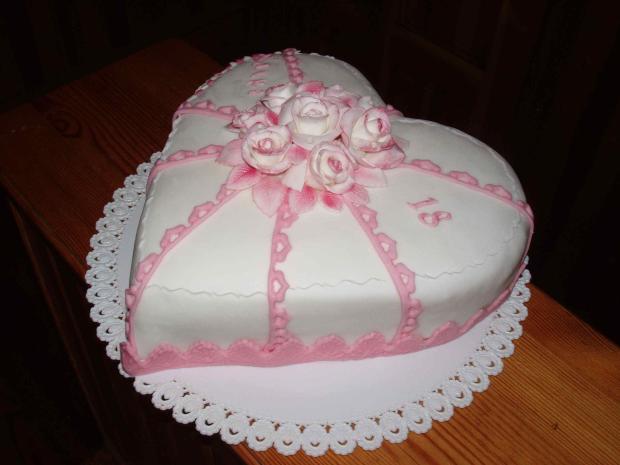 katke 18, torta, Narodeninové torty katke 18, torta, Narodeninové torty, vanilka 227, 1