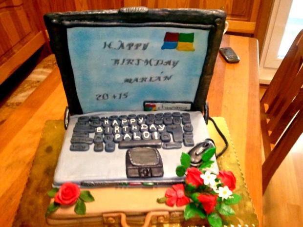 Laptop-moja nočná mora, torta, Netradičné torty, ETKA4, 1