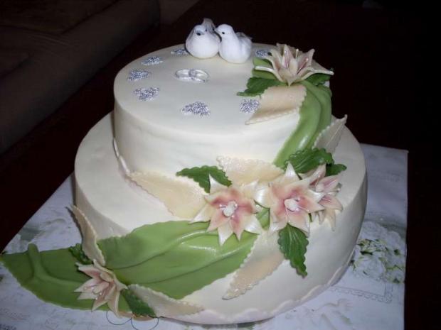 SVADOBNÁ SO ZELENOU STUHOU, torta, Svadobné torty SVADOBNÁ SO ZELENOU STUHOU, torta, Svadobné torty, Mária Vašová, 1