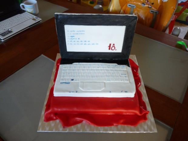 notebook, torta, Netradičné torty, KIKAa, 1