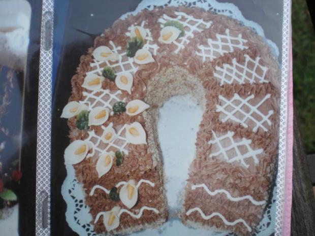 ORECHOVA PODKOVA, torta, Narodeninové torty, MARLEJN, 1