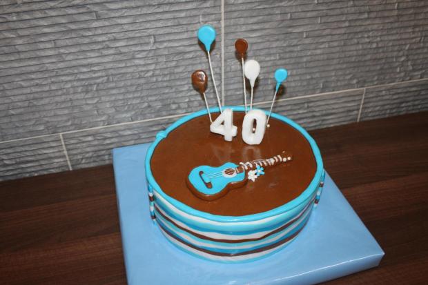 S gitarou, torta, Narodeninové torty S gitarou, torta, Narodeninové torty, lenkat, 1