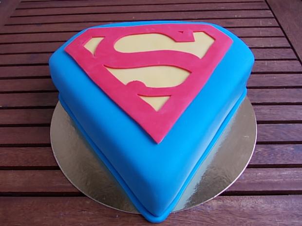 Pre Supermana, torta, Netradičné torty, kacarina, 1