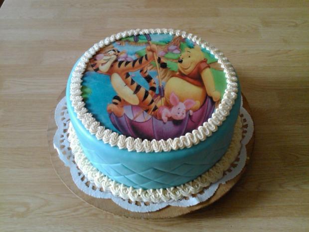 S jedlou oplátkou Macko Pooh, torta, Rozprávkové torty, Jana Tokárová, 1