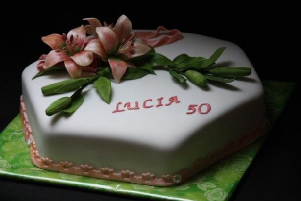 Narodeninová s ľaliami, torta, Narodeninové torty Narodeninová s ľaliami, torta, Narodeninové torty, Jarka_P, 1