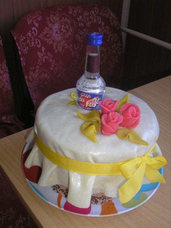 stolcek s vodkou, torta, Maria-Šurany, 1