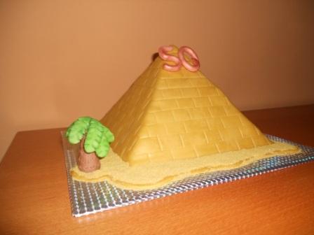 pyramída, torta, Narodeninové torty, mackau, 1