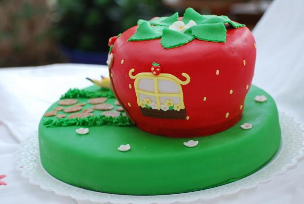 Jahôdka iný pohľad, torta, Rozprávkové torty, Idi, 1