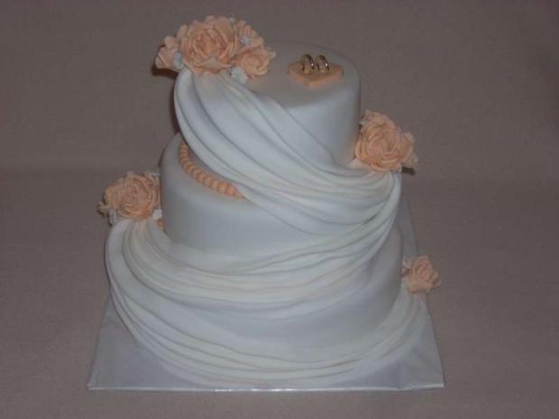 Svadobná s marhuľovými ružami, torta, Svadobné torty Svadobná s marhuľovými ružami, torta, Svadobné torty, ZuzkaM, 1