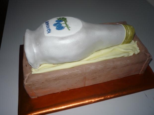 na narodeniny-pohľad zboku, torta, Martas, 1