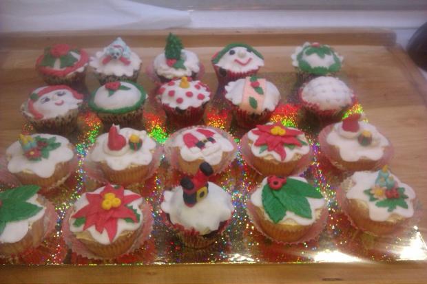 Vianočné cupcakes 2, torta, Vianočné torty, Badka, 1