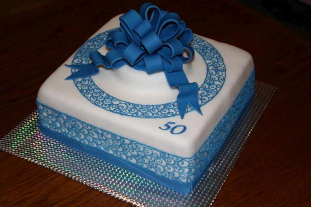 S modrou mašľou, torta, Narodeninové torty S modrou mašľou, torta, Narodeninové torty, stanula, 1