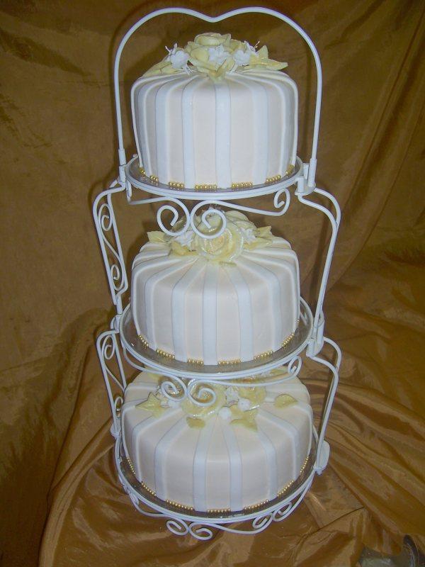 Na stojane 2, torta, Svadobné torty Na stojane 2, torta, Svadobné torty, gitanka, 1