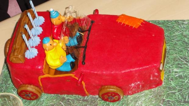 Pat a Mat v aute, torta, Torty autíčka, vláčiky Pat a Mat v aute, torta, Torty autíčka, vláčiky, Macaca, 1