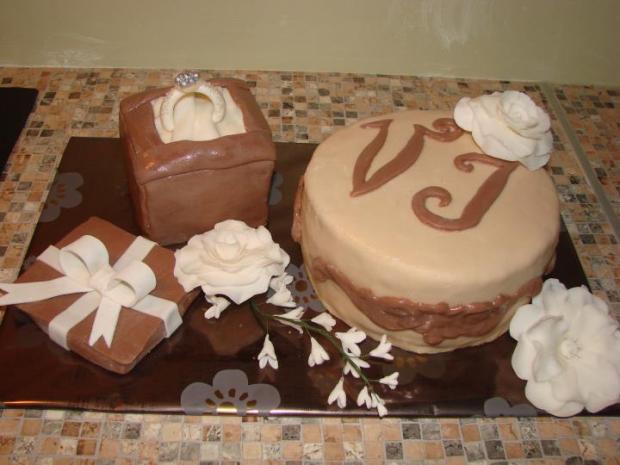 k zásnubám, torta, denisa.rr, 1