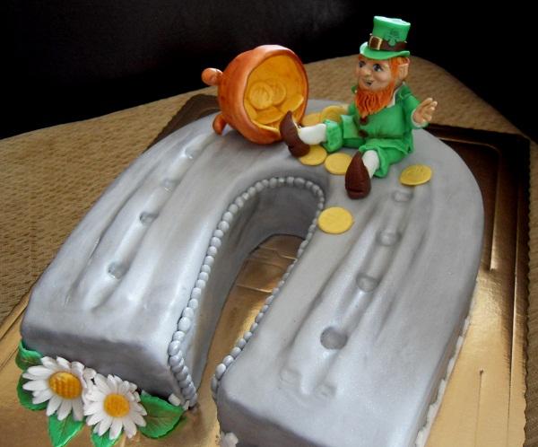 podkova darovana pre zbierku na charitu, torta, Netradičné torty podkova darovana pre zbierku na charitu, torta, Netradičné torty, petula.ie, 1