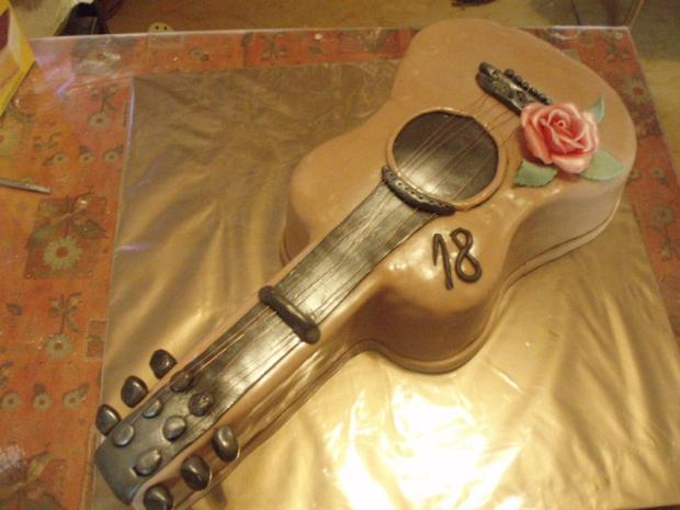 Gitara :-), torta, Narodeninové torty Gitara :-), torta, Narodeninové torty, Tonka64, 1