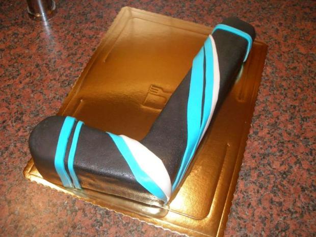 Hokejka, torta, Netradičné torty Hokejka, torta, Netradičné torty, Petra PL, 1