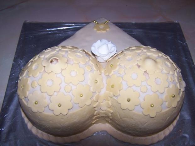 Prsia s prekvapením /moje prvé/, torta, Torty pre dospelých *, Adrika1, 1
