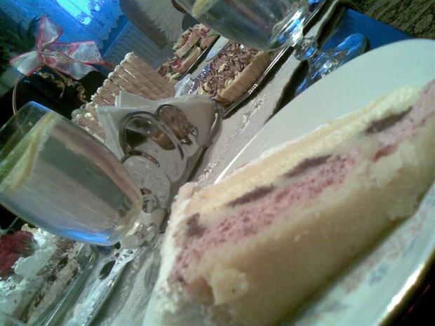 Torta od mamy k mojim 22 narodeninám (servirovane), torta, Narodeninové torty, BossZ, 1